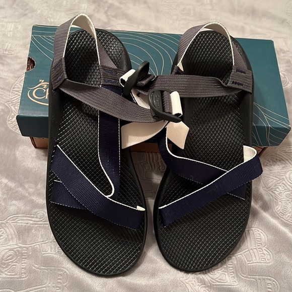Mens new size 11 two tone Z1 Chaco sandals.